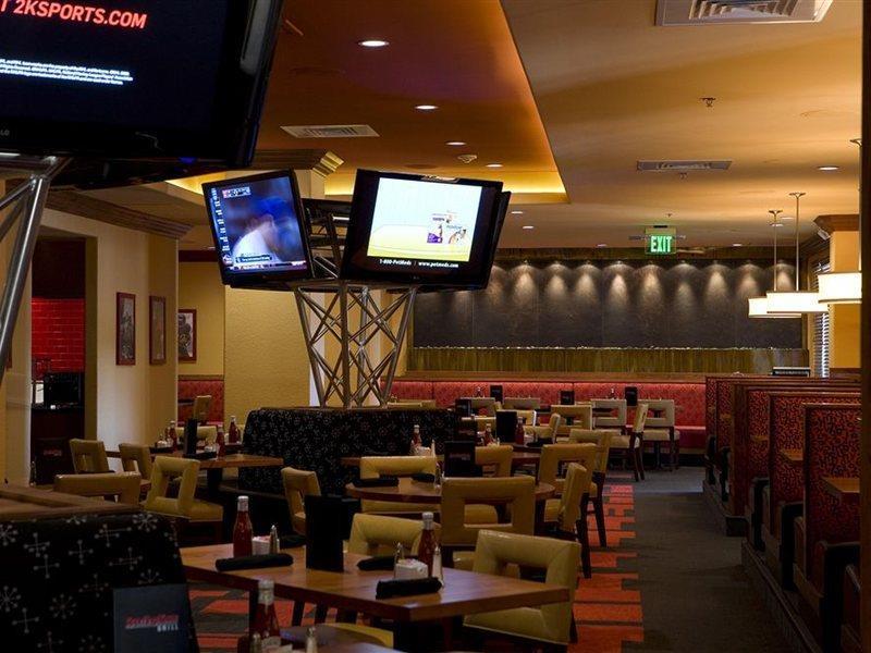 Holiday Inn San Antonio Northwest- Seaworld Area By Ihg Kültér fotó