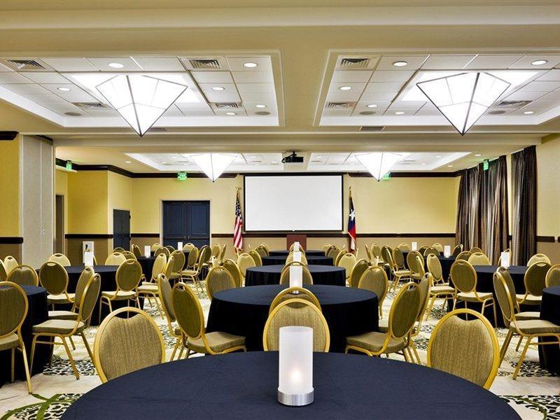 Holiday Inn San Antonio Northwest- Seaworld Area By Ihg Kültér fotó